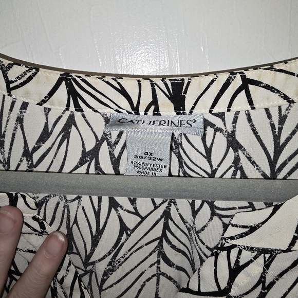 Catherines 4x Button-up Blouse - Picture 4 of 5